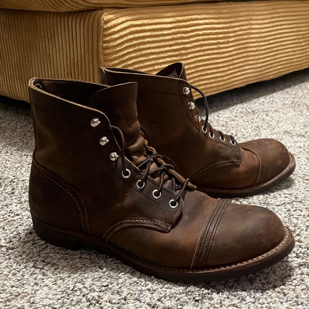 Red Wing Vibram Sole Men's Dark Brown Leather Boots